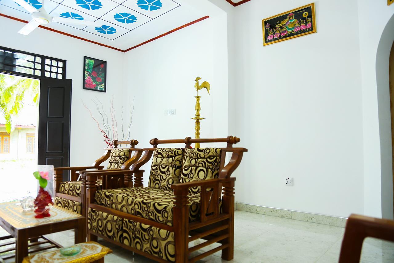Induruwa Villa Bentota Buitenkant foto